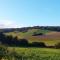 Au pied de la colline