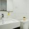 1288-4R Newly furnished Prime UES 2BR