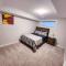 Deluxe 2 bedroom suite with*Netflix/Cable/Prime
