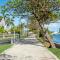 Prime Location at Condado Beach 4br 3 ba - Apt 1 & 4 - San Juan