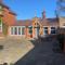 The Old Wash House, 3 bed Luxe Edwardian Cottage