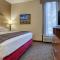 Drury Inn & Suites St. Louis - Fairview Heights