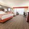 Drury Inn & Suites St. Louis Airport - Edmundson