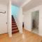 Spacious Duplex Apartment Spacious Duplex Apartment