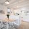 Modern, Bright & Central 1-Bed Downtown Apt close to Rogers Arena