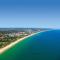 BOURNECOAST: TOWN CENTRE - WALK TO BEACH - FM3198