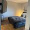 Charming Homes - Studio 25