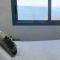 Jaccuzzi Romantic Suite in Firostefani,sea view! - Fira