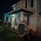 The vampires den, downtown big house, pets ok