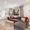 Apres Chalet Retreat~ Hot Tub~ Relax Away Cottage~