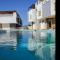 Noura Luxury Hotel Villa with free Pool and Beach access in Hurghada
