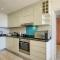 Infinity LG8 Beachfront Apartment