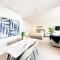 Trendy Studio withFree Parking Beach at Pixel 705T4