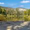 Cozy Dog Friendly Studio with Loft - Creekside #87