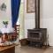 Bluebell Cottage Gembrook - Heated Spa & Wood Fireplace - Gembrook