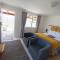 NoulAnouks Corner - Peaceful Blouberg Studio