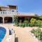 Bua Daeng Homestay Resort - Amphoe Kumphawapi