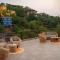 Locomo Boutique, Morjim - Stay Work Eat