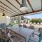 Villa Stellar