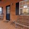 Hayden’s Hideaway - Mountain view, hot tub, game room, fun! - Blairsville