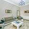 Azneft Square Deluxe Apartment