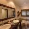 Inyati Game Lodge - Sabi Sand Game Reserve