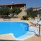 APARTMENT DIKA A 4 FOR 4 PERSONS COUNTRY SIDE NEAR POREČ WITH POOL AND GREEN GARDEN - Žbandaj