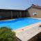 APARTMENT DIKA A 4 FOR 4 PERSONS COUNTRY SIDE NEAR POREČ WITH POOL AND GREEN GARDEN - Žbandaj