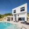 Villa GRC