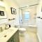 "Paddle" at Hills Meaford, Penthouse 3rd Floor Suite w Deck & Balcony - Meaford