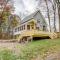 Rustic Retreat Walk to Great Sacandaga Lake!