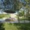 Family house with pool in rural Italy