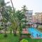 Amazing Pool View Candolim Goa 2BHK Apartment - Candolim