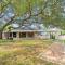 Your OASIS Nestled IN Wooded River Views, POOL! - Manchaca