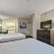Extended Stay America Suites - Miami - Airport - Blue Lagoon