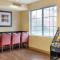 Extended Stay America Suites - Boston - Waltham - 32 4th Ave