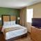Extended Stay America Suites - Providence - Airport - Уорик