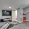 Eclectic Houston Home with Pool Table, 5 Mi to Dtwn