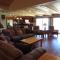 Smith Lakefront Hideaway