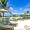 La Belle Bleue direct access to Orient Bay beach swimming pool, 2 bedrooms