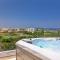 Seaview Luxury Villa Jacuzzi & Pool! 2 Min Beach