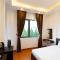 TTR Midtown View Hotel