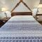 Village square large 1 bedroom. Center Village Copper Mountain Hot tub, Parking, walk to slopes