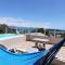 CASA COM PISCINA e VISTA PARA O MAR - Porto Belo-SC Bombinhas-SC