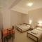 Ionis Hotel