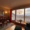 Large house with spectacular view - Tromsø