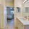 Pet-Friendly Englewood Home - 4 Mi to Beach! - 恩格尔伍德