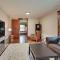 Spacious Home in Ramsay 9 Smart TVs and Pool Table!