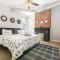 The Full James - Great for Groups, 3 Separate Apts., Free Parking - Pittsburgh
