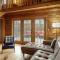 Modern Log Cabin with Vineyard Views - Penn Yan